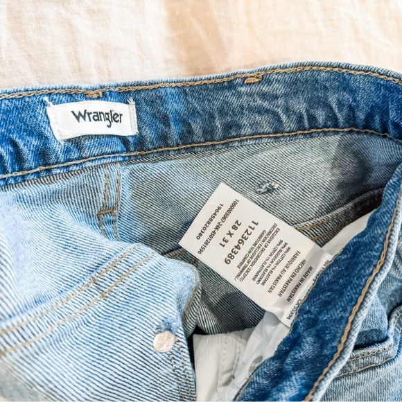 Wrangler Women's Shadow Pocket Bootcut Jean Size 28 - Picture 6 of 7